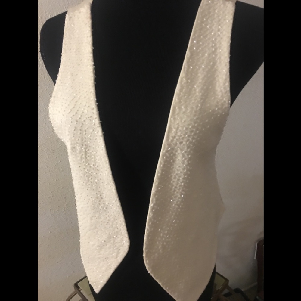 Creme vest with glass beads